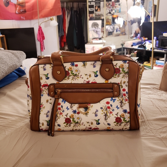 "Call it Spring" Hummingbird Handbag - Picture 2 of 13